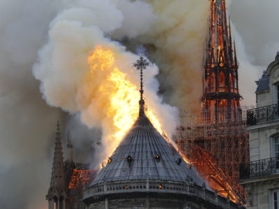 Notre Dame y El Único Post Que Pude Escribir Hoy